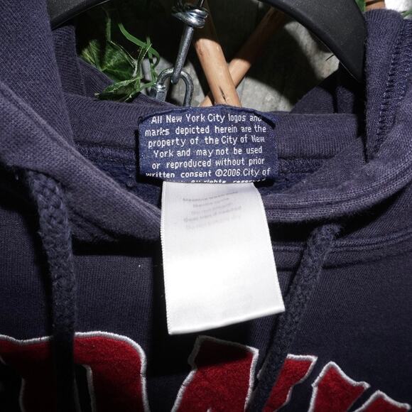 Medium - Vintage Y2K FDNY New York embroidered 1990s hoodie - Picture 3 of 4